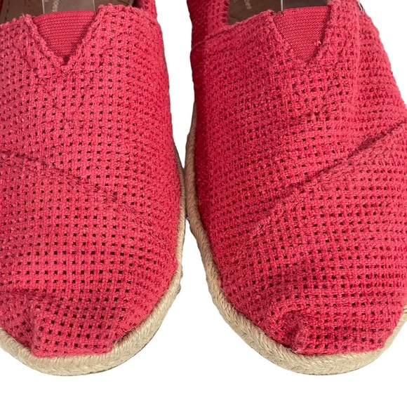 Toms Womens Alpargata Perforated Berry Pink Espadrille Slip On Loafer Shoe 7.5M - Picture 3 of 11
